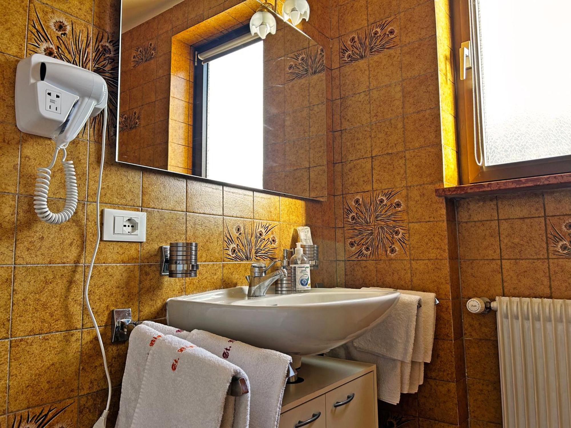 St. Vigilhof Aparthotel Nalles Exteriör bild