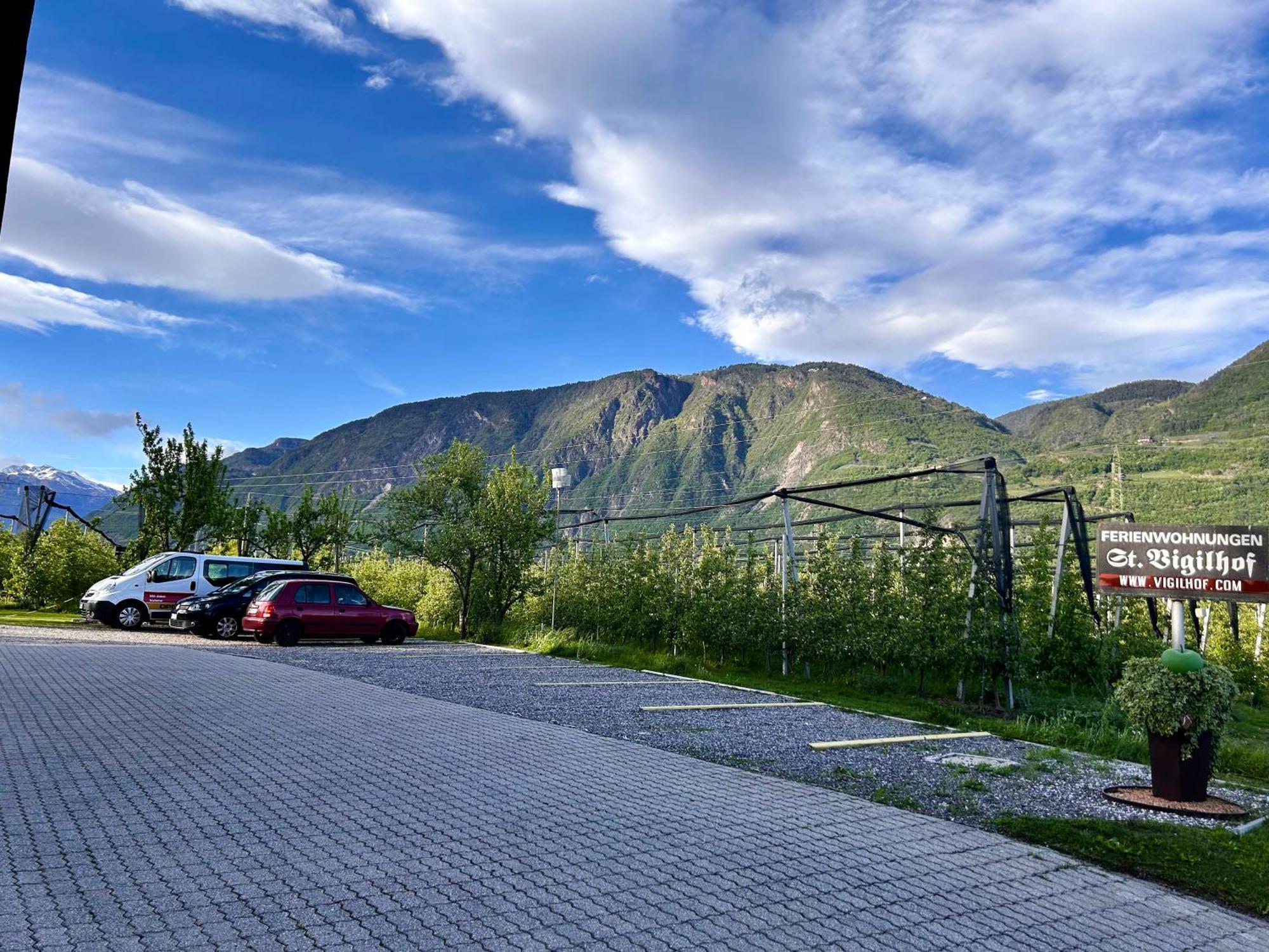 St. Vigilhof Aparthotel Nalles Exteriör bild