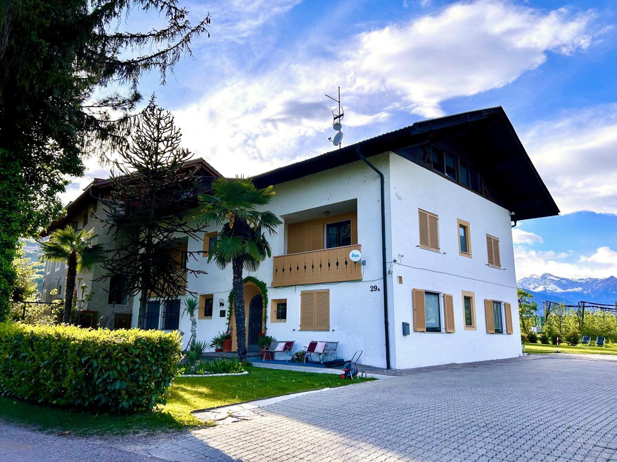 St. Vigilhof Aparthotel Nalles Exteriör bild